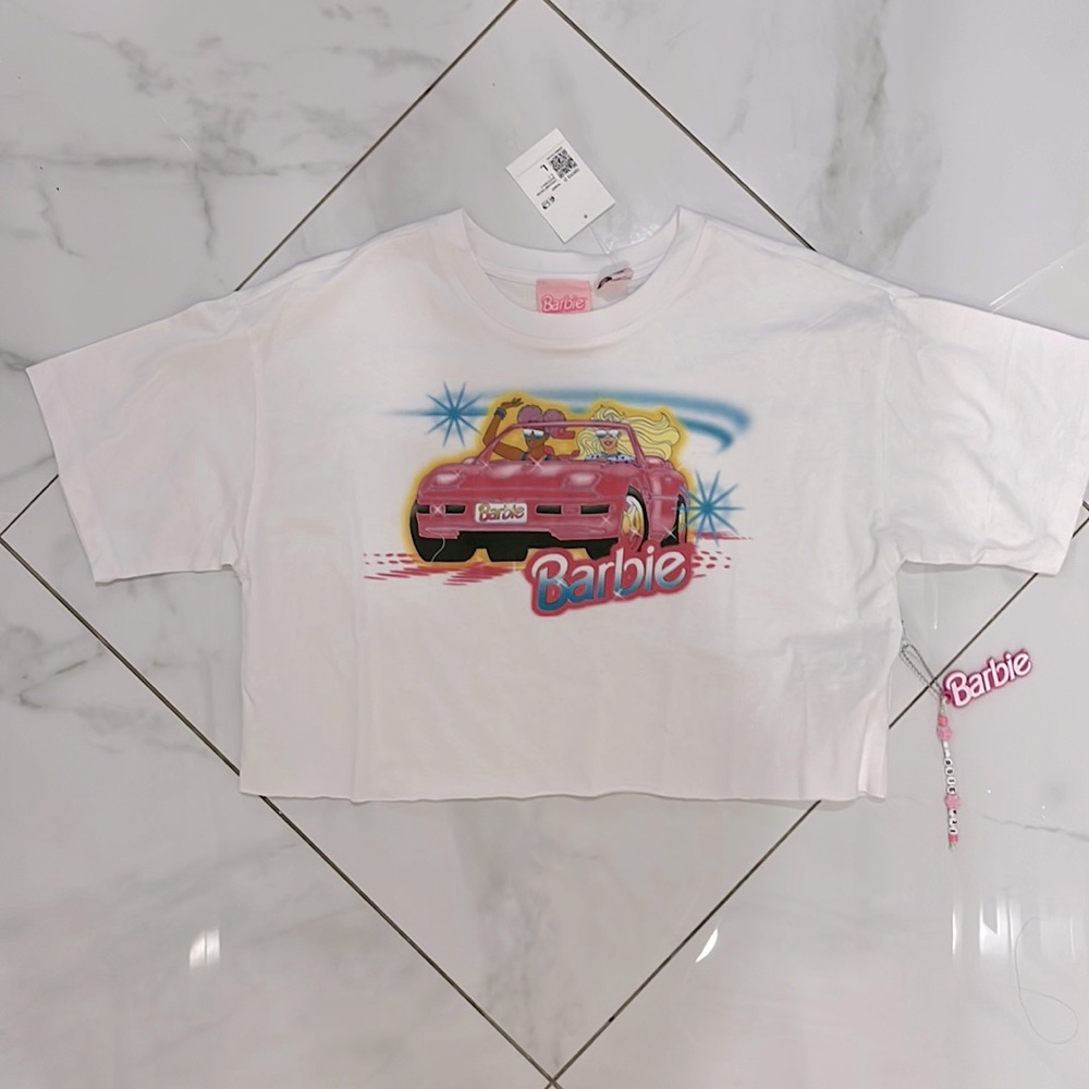 Barbie crop top Forever 21 NWT large